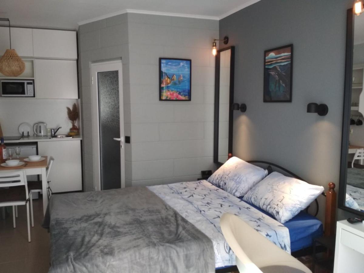Студия В Комплексе Rozali Appartamento Varna Esterno foto