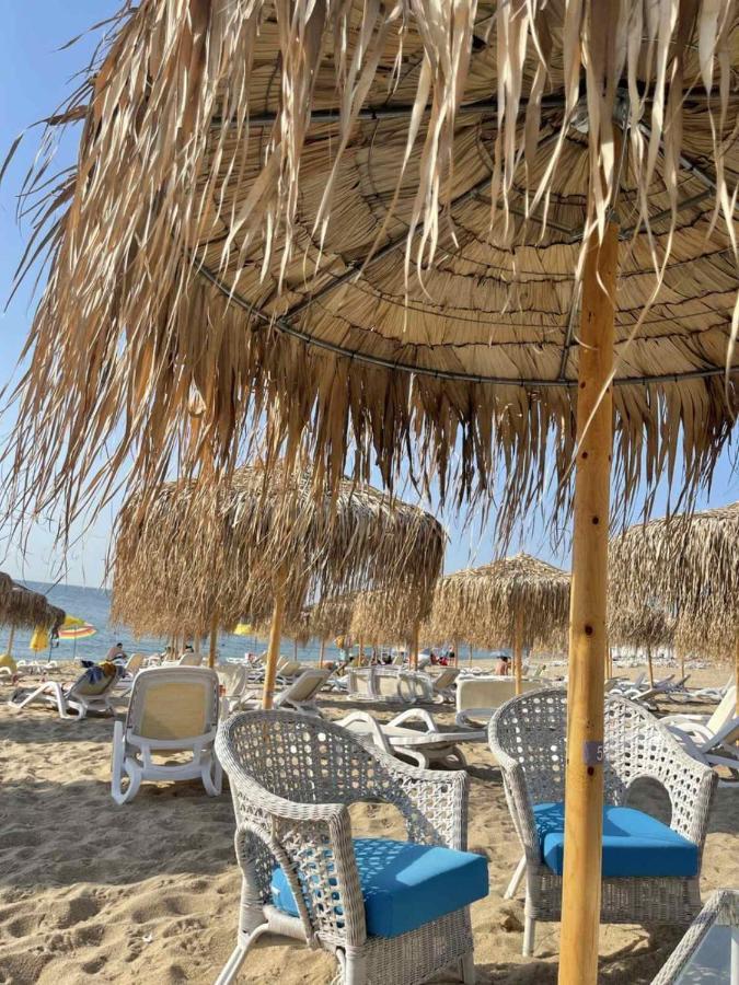 Студия В Комплексе Rozali Appartamento Varna Esterno foto