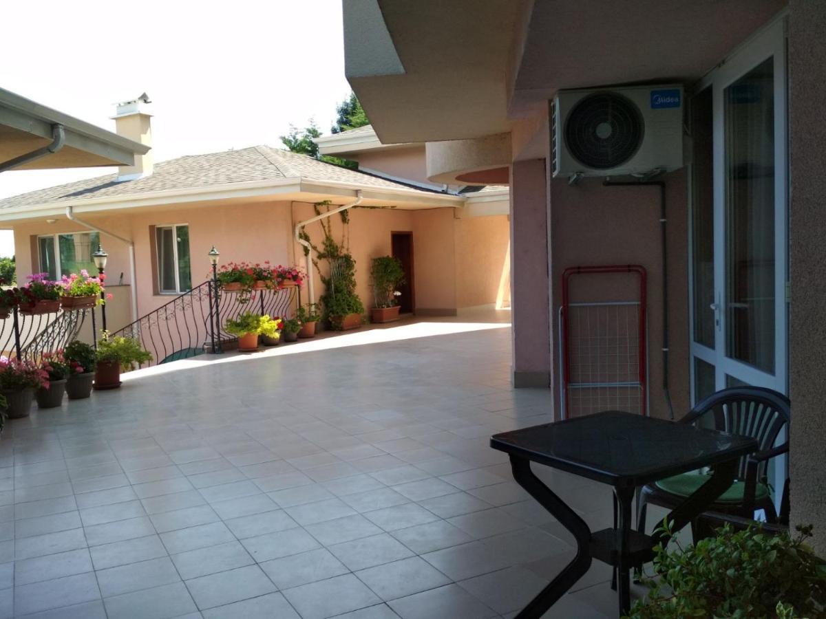 Студия В Комплексе Rozali Appartamento Varna Esterno foto